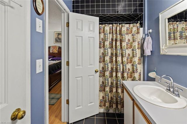 524 Maryland AVE, Virginia Beach, VA 23451