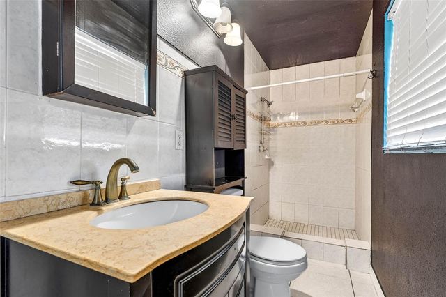 2519 W RIO VISTA AVENUE, Tampa, FL 33614