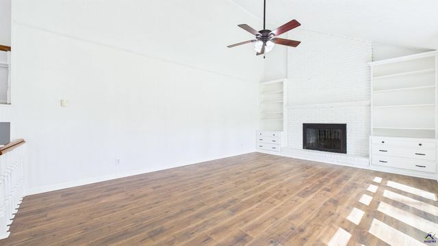 105 Surrey Place, Perry, GA 31069