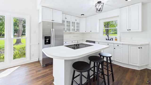 105 Surrey Place, Perry, GA 31069