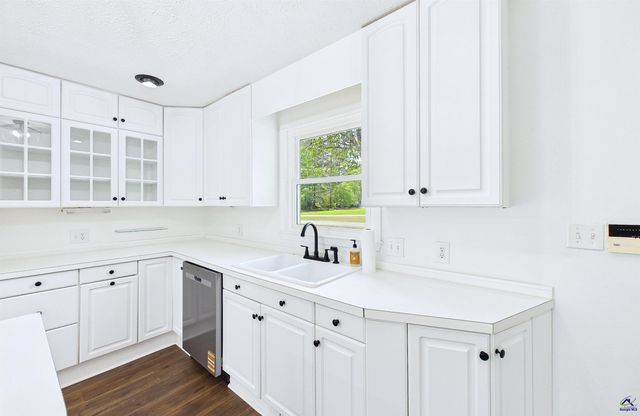 105 Surrey Place, Perry, GA 31069