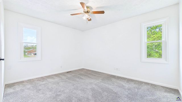 105 Surrey Place, Perry, GA 31069