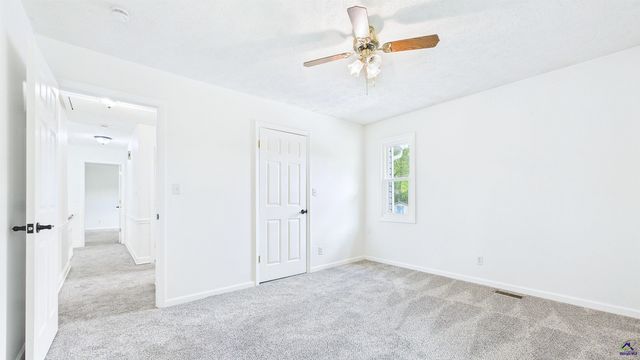105 Surrey Place, Perry, GA 31069