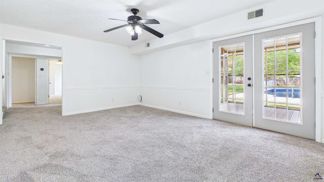 105 Surrey Place, Perry, GA 31069