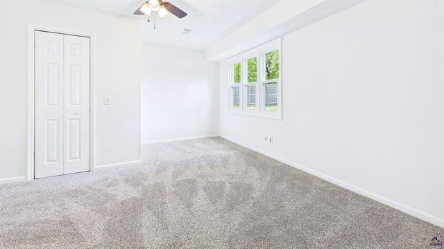 105 Surrey Place, Perry, GA 31069