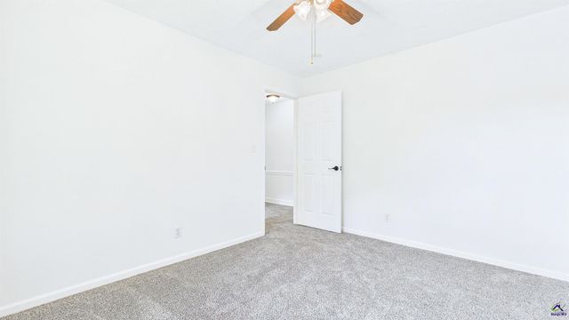 105 Surrey Place, Perry, GA 31069