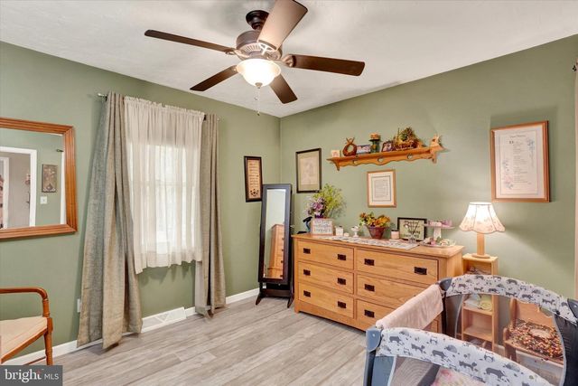 213 LARTRY DR, Red Lion, PA 17356