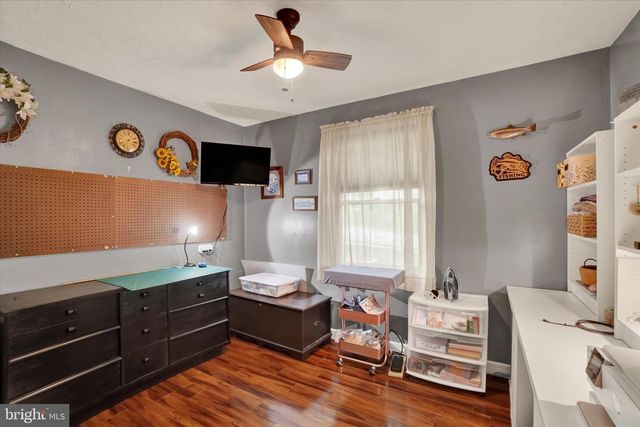 213 LARTRY DR, Red Lion, PA 17356