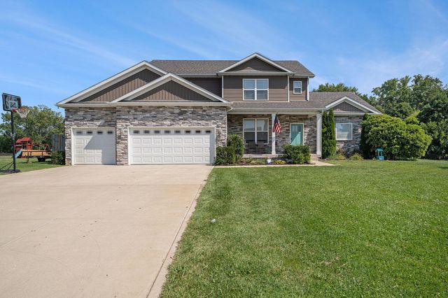 877 Farmview Drive, Valparaiso, IN 46383