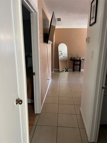 1207 Mars Drive, Cedar Hill, TX 75104