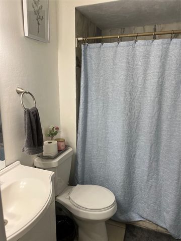 1207 Mars Drive, Cedar Hill, TX 75104