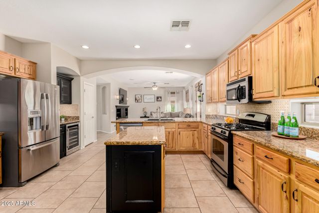 131 W ROADRUNNER Drive, Chandler, AZ 85286