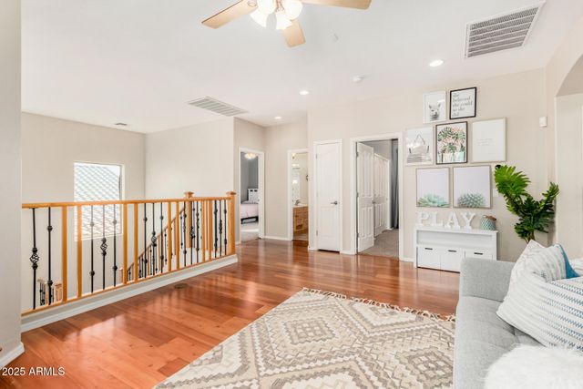 131 W ROADRUNNER Drive, Chandler, AZ 85286