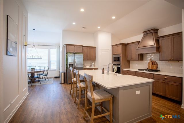 407 Brushy Creek, Victoria, TX 77904