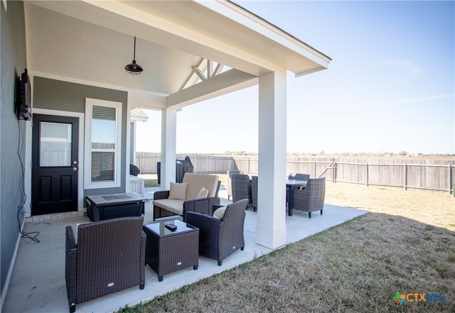 407 Brushy Creek, Victoria, TX 77904