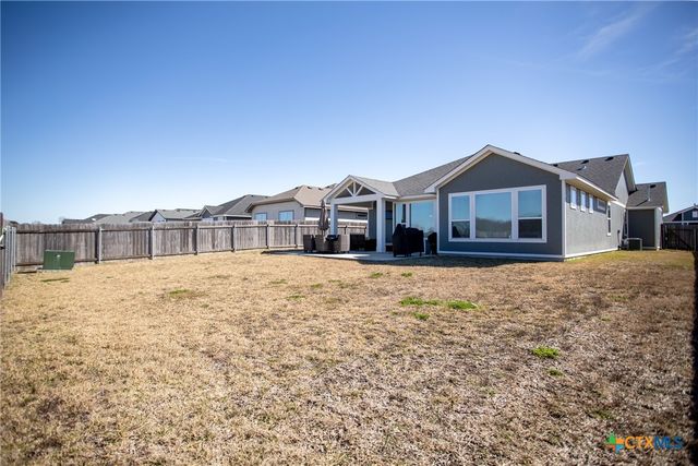 407 Brushy Creek, Victoria, TX 77904