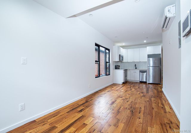 445 E 46th Street, Brooklyn, NY 11203