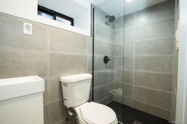 445 E 46th Street, Brooklyn, NY 11203