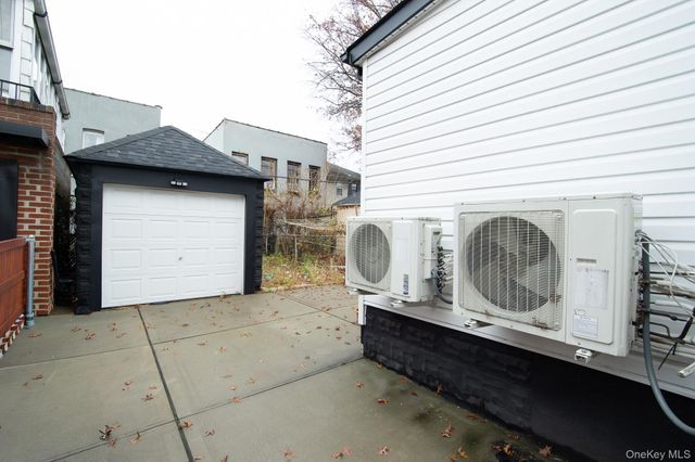 445 E 46th Street, Brooklyn, NY 11203