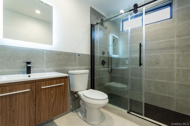 445 E 46th Street, Brooklyn, NY 11203