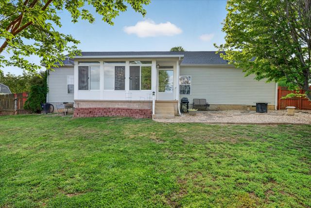 2108 Buckskin Ct, Spring Hill, TN 37174