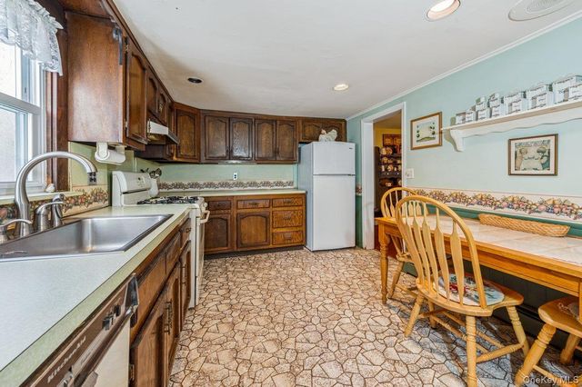 28 Maynard Street, Tuckahoe, NY 10707