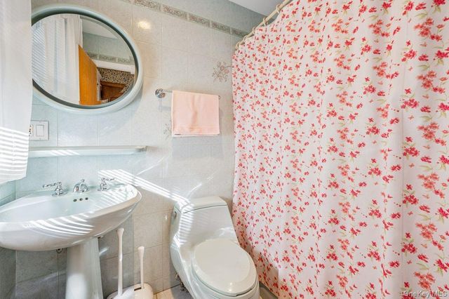 28 Maynard Street, Tuckahoe, NY 10707