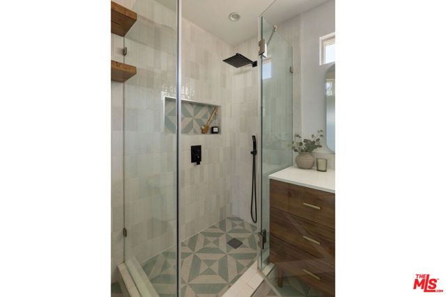 2130 El Sereno Avenue, Altadena, CA 91001