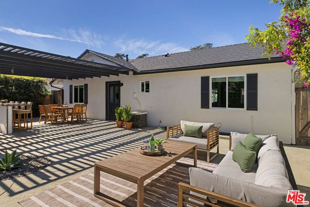 2130 El Sereno Avenue, Altadena, CA 91001