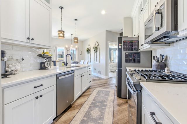 4800 STAYTON FERRY LP, Columbia, MO 65201