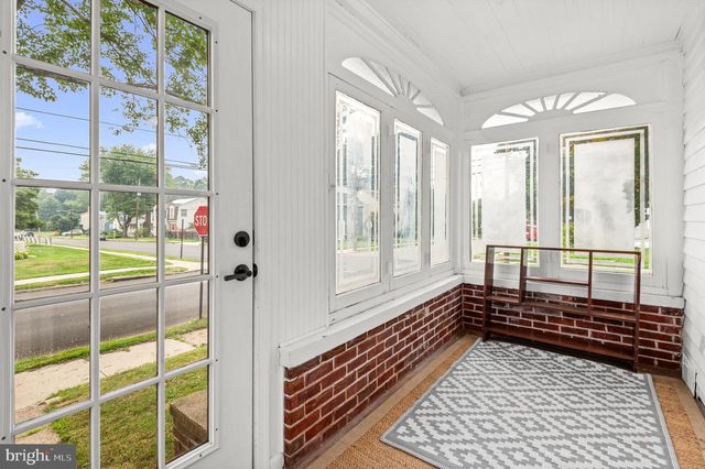 298 HARPER AVE, Morrisville, PA 19067