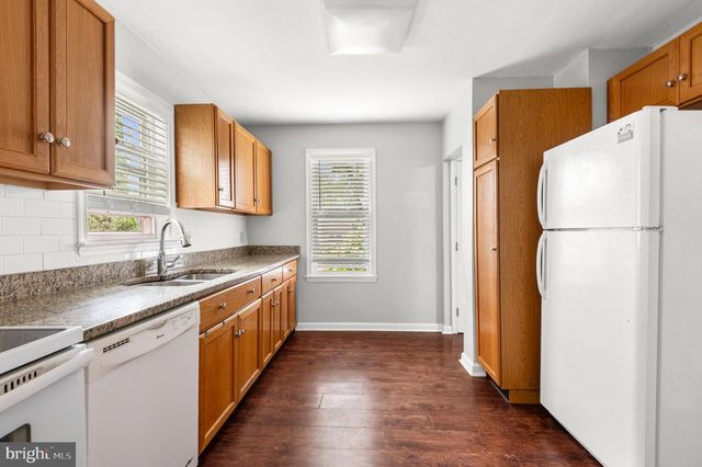 298 HARPER AVE, Morrisville, PA 19067