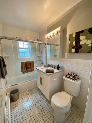 305 Terrace Road T07305, Bayport, NY 11705