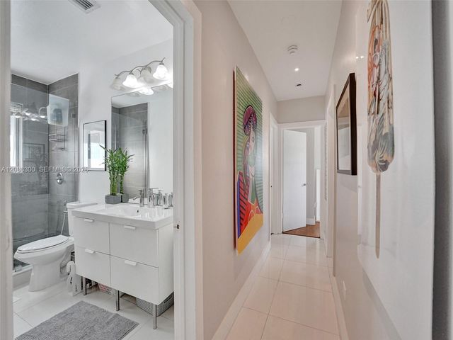 12015 NE 7th Avenue, Biscayne Park, FL 33161