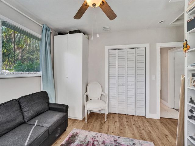12015 NE 7th Avenue, Biscayne Park, FL 33161