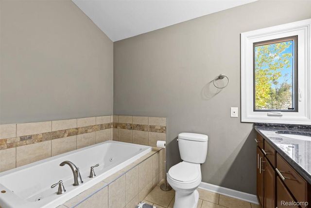 44808 Rivergate Drive, Clinton Charter Township, MI 48038