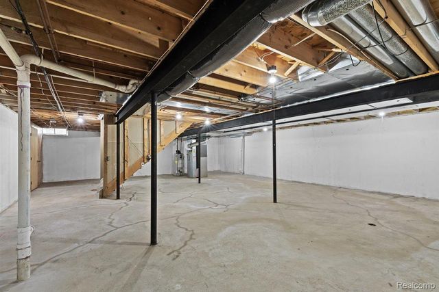 44808 Rivergate Drive, Clinton Charter Township, MI 48038