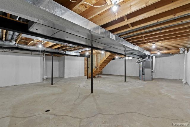 44808 Rivergate Drive, Clinton Charter Township, MI 48038