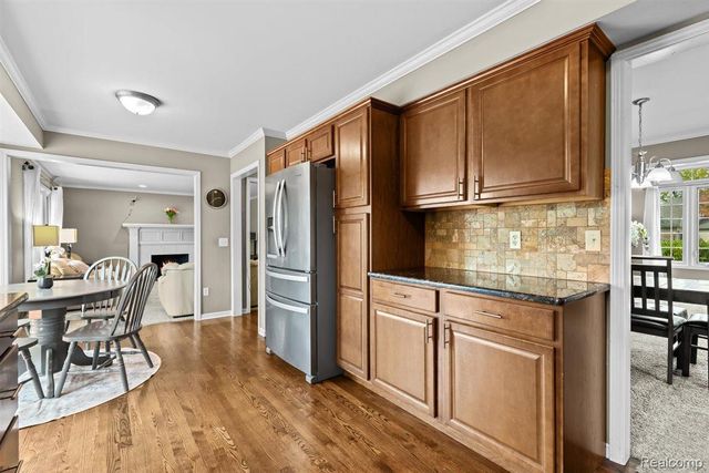 44808 Rivergate Drive, Clinton Charter Township, MI 48038