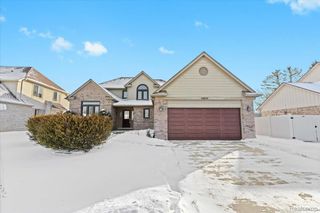 44808 Rivergate Drive, Clinton Charter Township, MI 48038