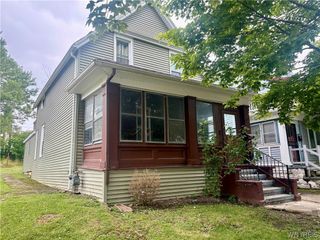111 Hawley Street, Buffalo, NY 14213