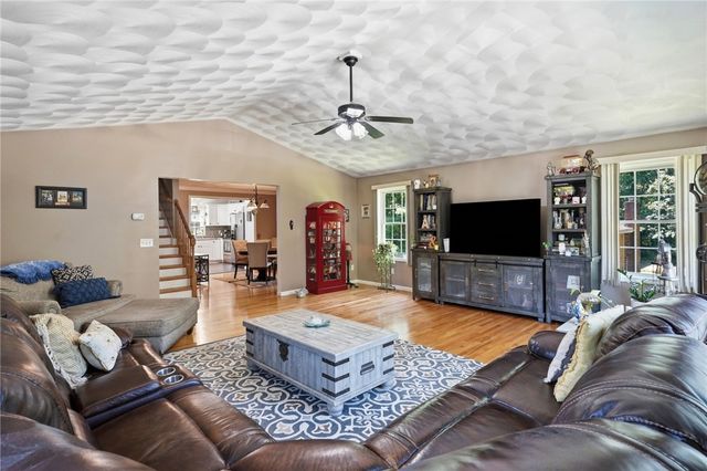 106 Bishop Hill Road, Johnston, RI 02919