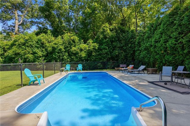 106 Bishop Hill Road, Johnston, RI 02919