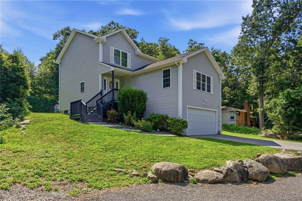 106 Bishop Hill Road, Johnston, RI 02919