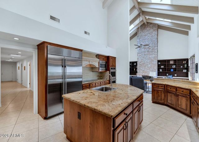 14810 N 15TH Avenue, Phoenix, AZ 85023