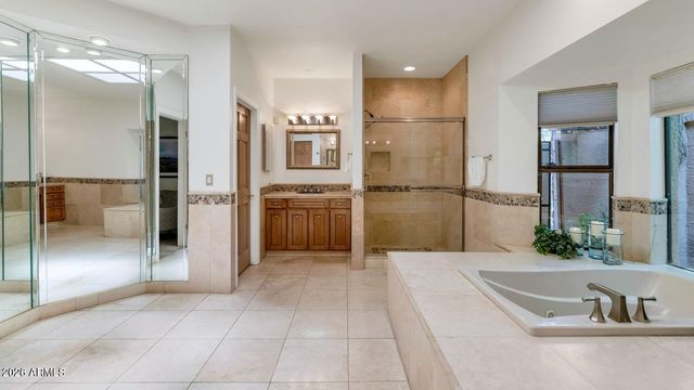 14810 N 15TH Avenue, Phoenix, AZ 85023