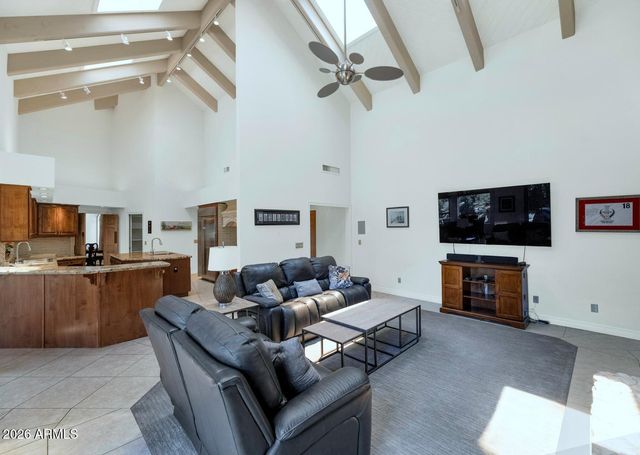 14810 N 15TH Avenue, Phoenix, AZ 85023