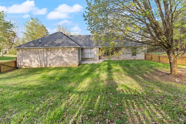 94 Woodside Drive, Somerset, KY 42503