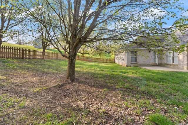 94 Woodside Drive, Somerset, KY 42503