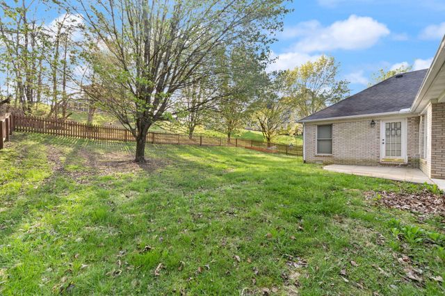 94 Woodside Drive, Somerset, KY 42503